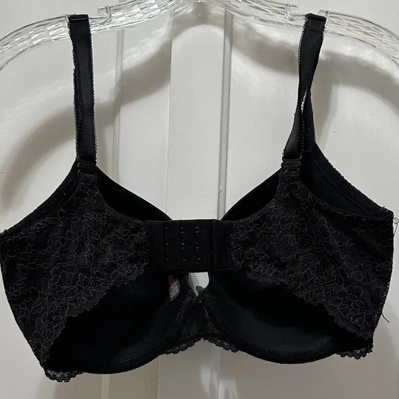 Victoria’s Secret Black Lace Bra size 34DDD - Picture 3 of 4